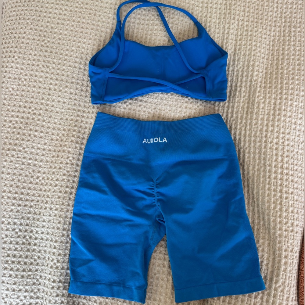 Blue aurola set. Worn once